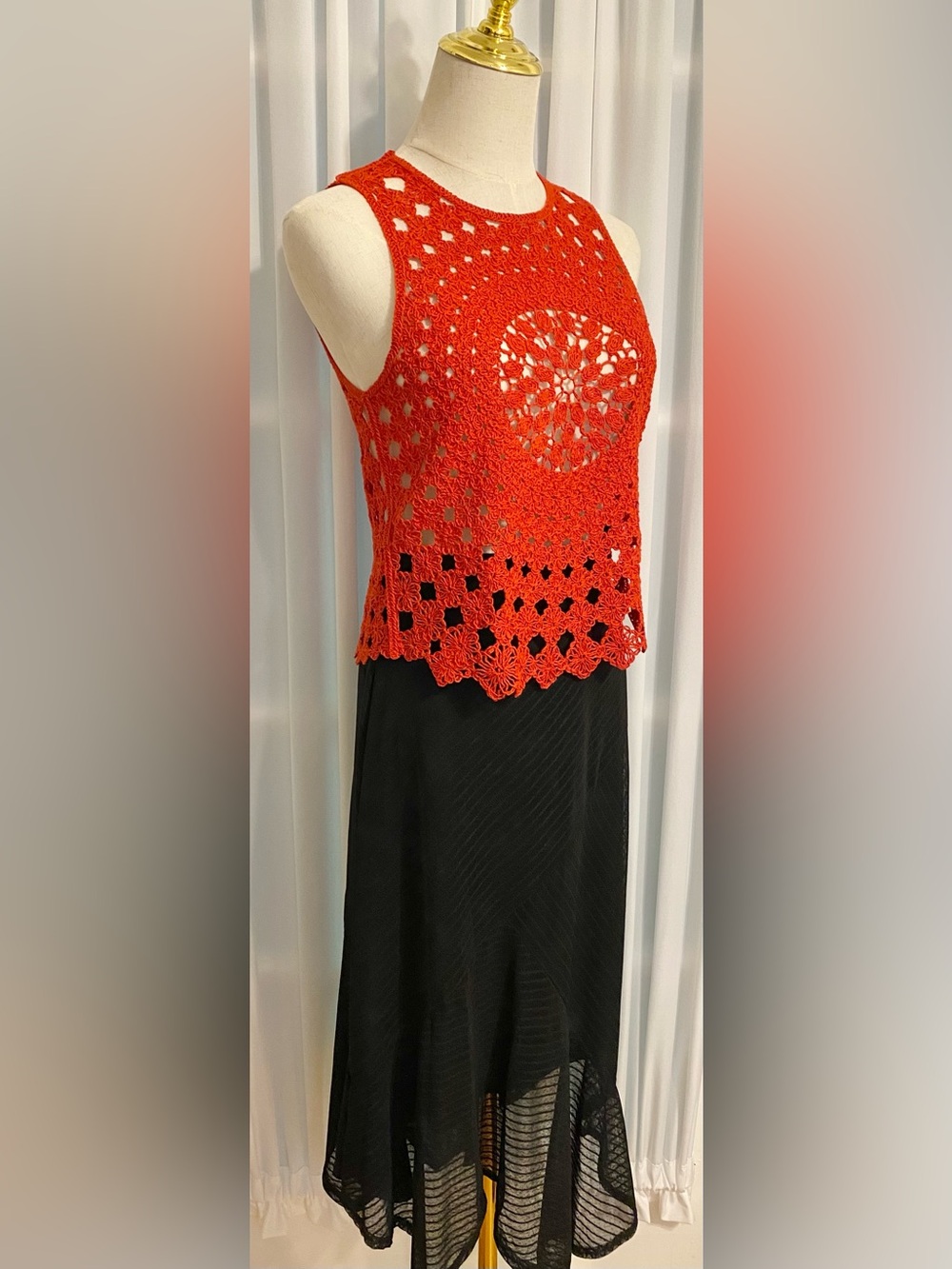 H&M Crochet Sleeveless Top in Vibrant Red